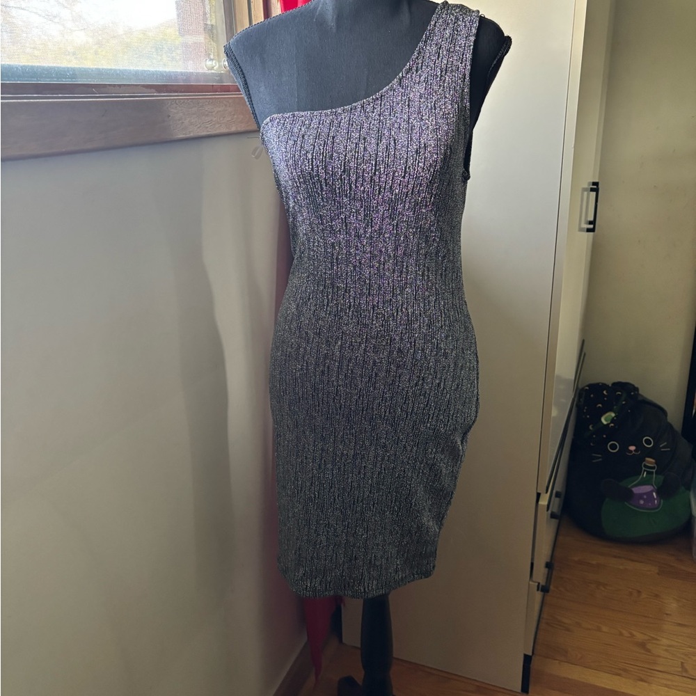 Elegant One-Shoulder Gray Dress